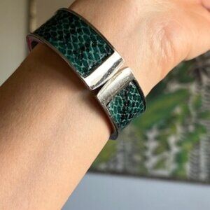 🧡3/15 BR Banana Republic Cuff Hinged Green/Black Lizard/Snakeskin Bracelet